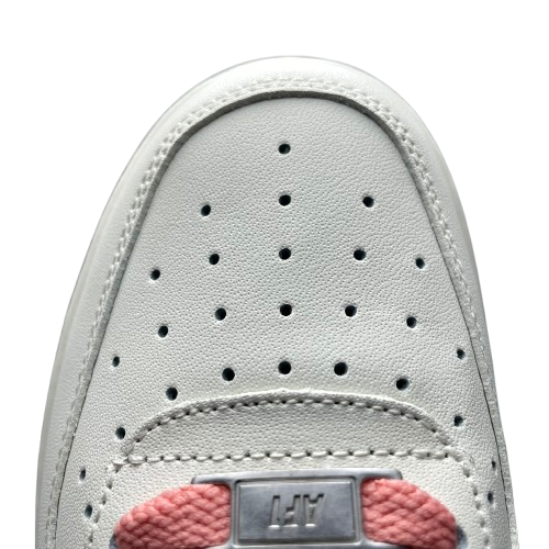 5750476f-removebg-preview Nike Air Force 1 L.V.