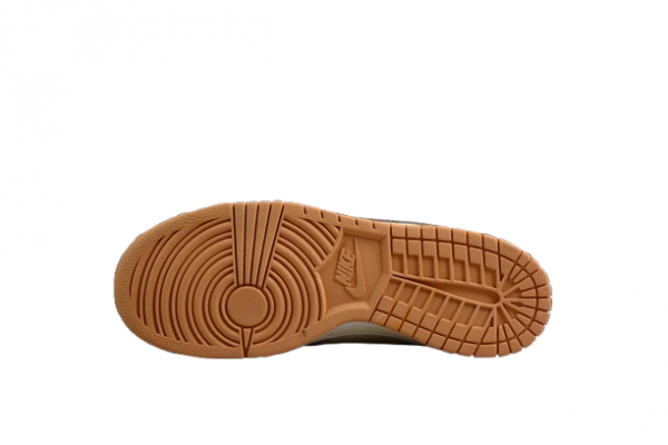 Nike SB Dunk Low SE Dark Chocolate