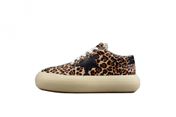 Golden Goose Space-star Leopard Grain